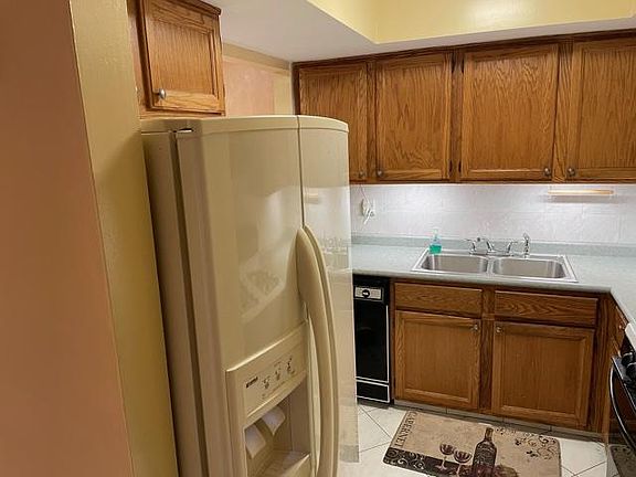 4th image of 212 Katan Ave #B