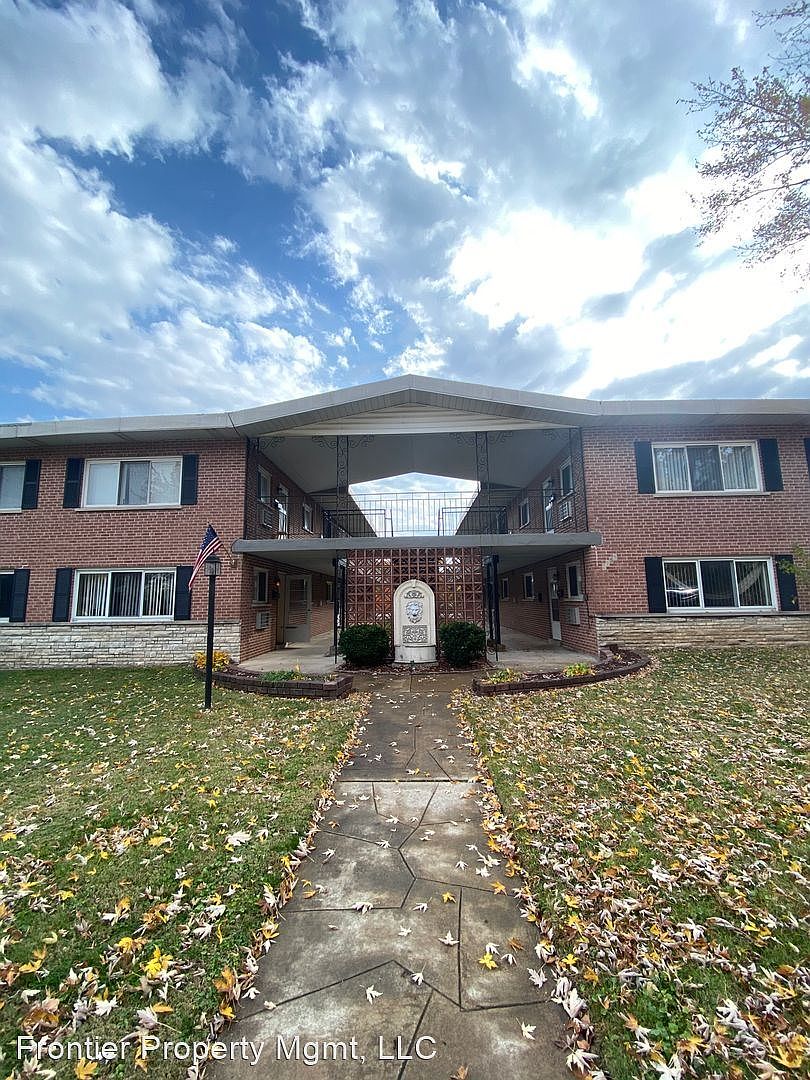 2758 Walton Rd N #10630173, Saint Louis, MO 63114 | Zillow