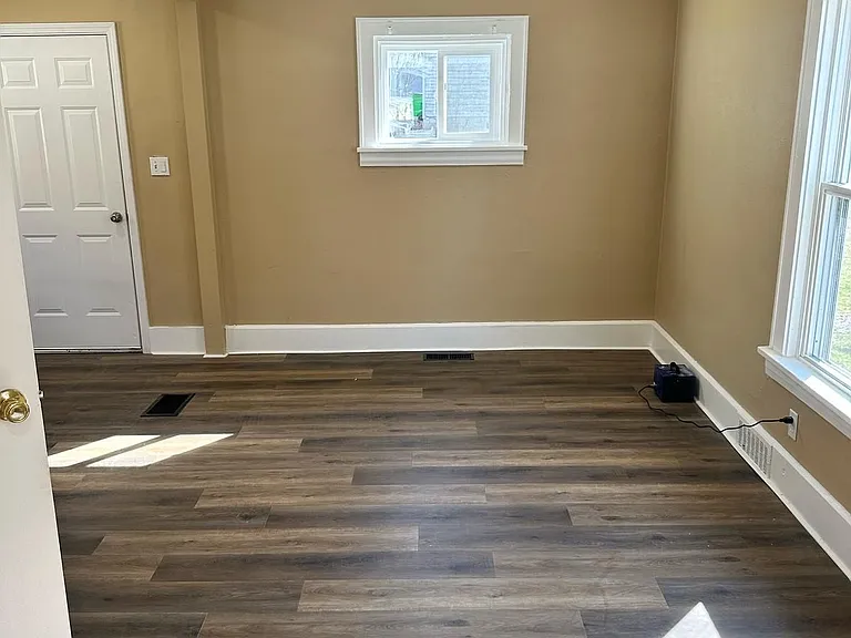 464 Grandview Ave — Photo 9