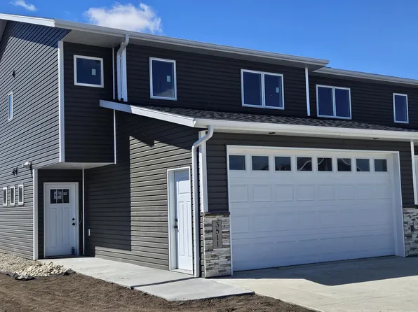 3511 24th St SE, Mandan, ND 58554