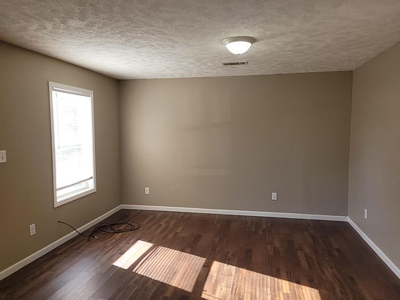 2nd image of 1114 Phillips St