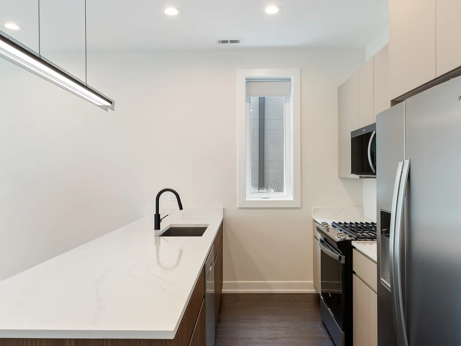 3 bed, $2,900 — Photo 4