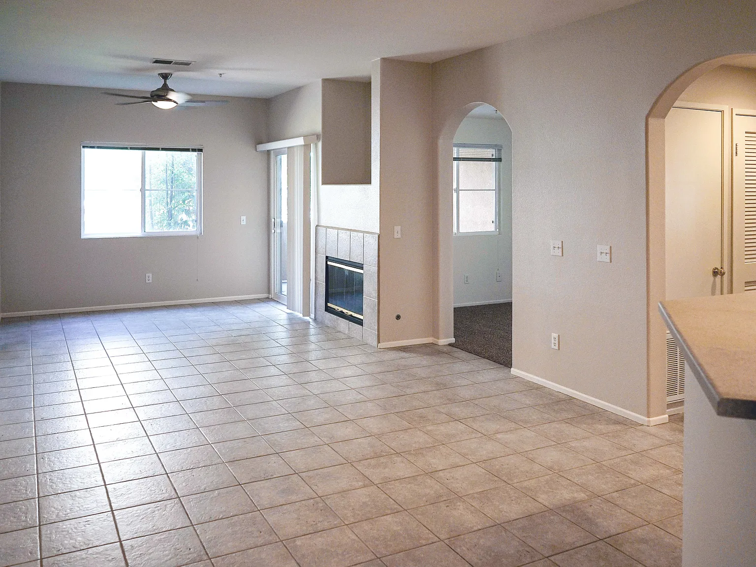 2 bed, 1031 sqft, $2,325 — Photo 1