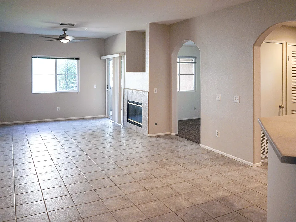 26414 Arboretum Way #2602