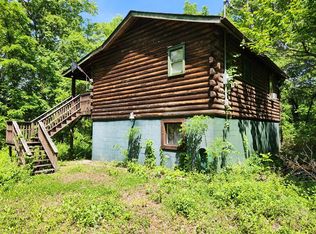 389 Lily Ln, Whittier, NC 28789