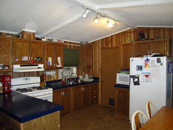 5th image of 22 Skyridge Ln