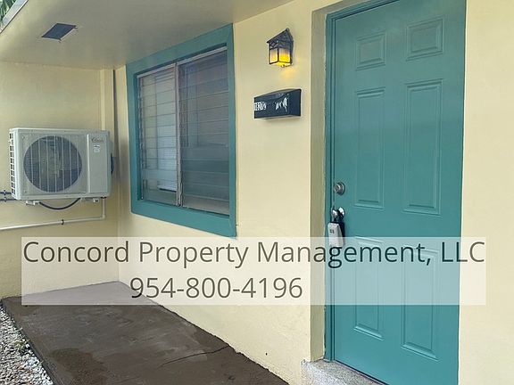2nd image of 1827 Park Ln APT 2