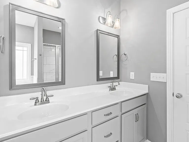 1124 Christian James Dr — Photo 9