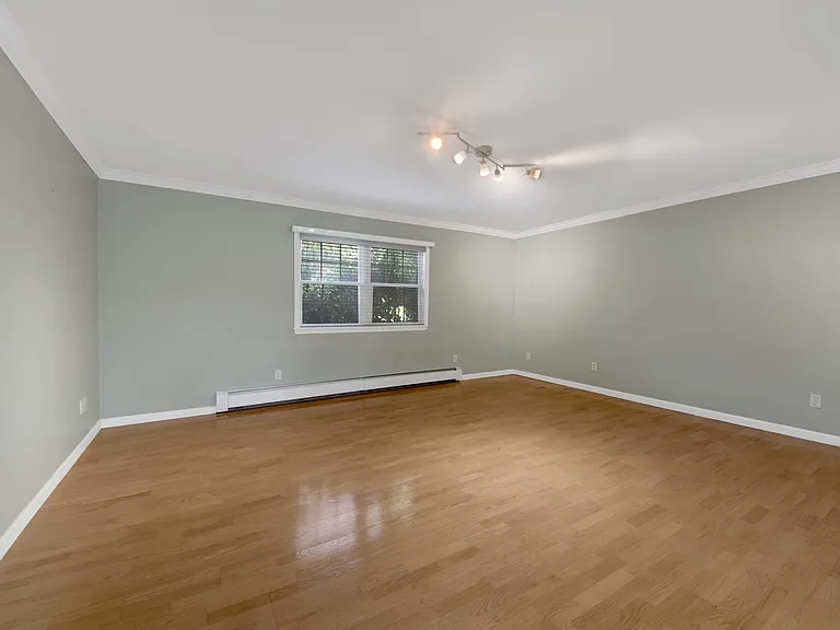 197 Marietta Ave — Photo 19