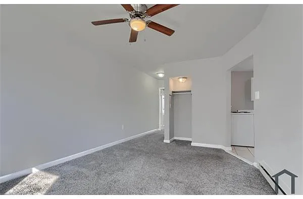 Building Photo - 3813 Pascal Ave #2