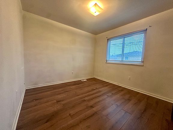5th image of 28900 Little Mack Ave