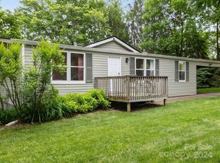 50 E Broadleaf Dr, Hendersonville, NC 28739