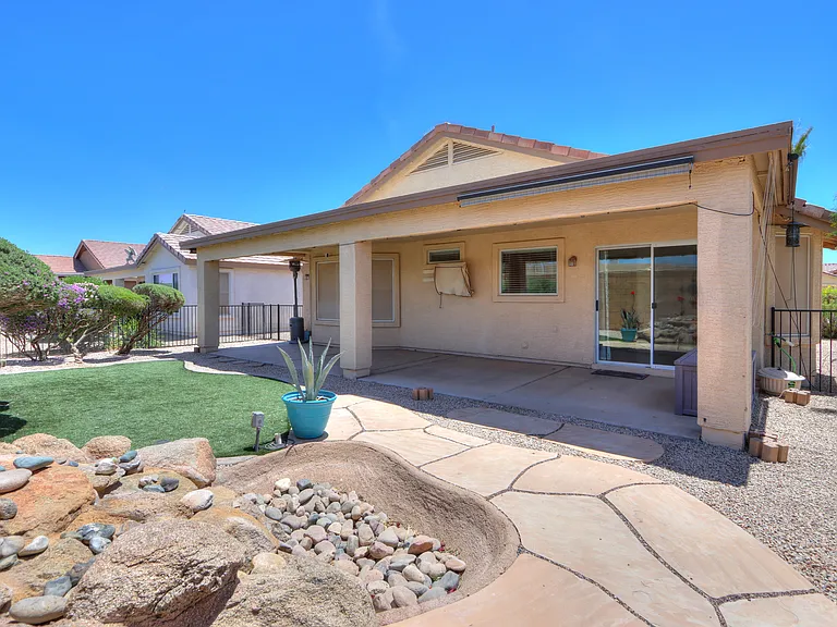 2350 E Santiago Trl — Photo 22