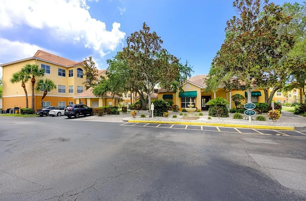 2 bed, 925 sqft, $1,850 — Photo 4