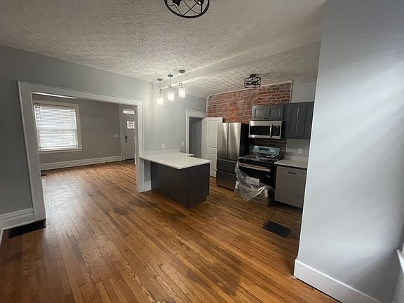 3rd image of 336-348 E 14th Ave #342