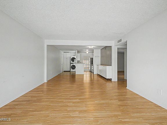 5th image of 1701 W TUCKEY Lane #233