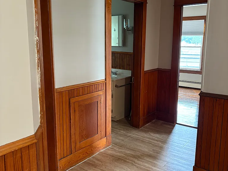138 Benton Ave #5 — Photo 2