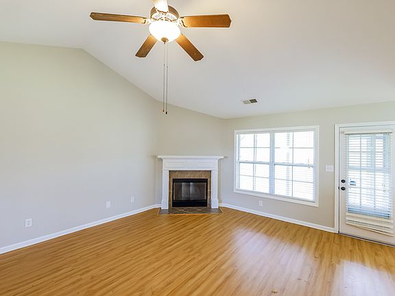 2nd image of 105 Landings Way Dr