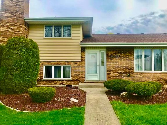 2nd image of 7316 W 155th St #76