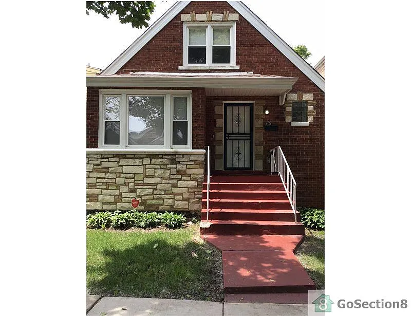 7953 S Woodlawn Ave photo 1