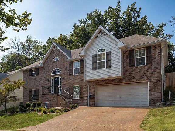 3rd image of 110 Redbud Dr