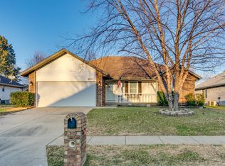 4817 W Tarkio St, Springfield, MO 65802