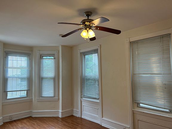 2nd image of 4126 Chester Ave #2F