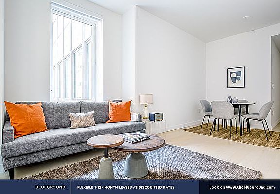 3rd image of 20 Broad St APT 1511