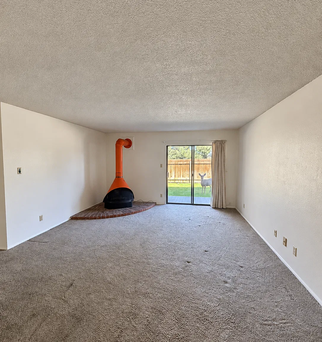 3055 Trinity Dr — Photo 3
