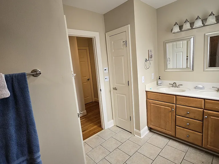 4120 Oriole Pl — Photo 48