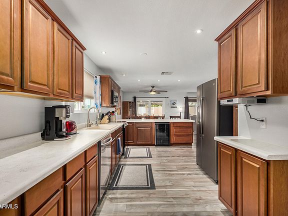 5th image of 1115 S 81ST Way