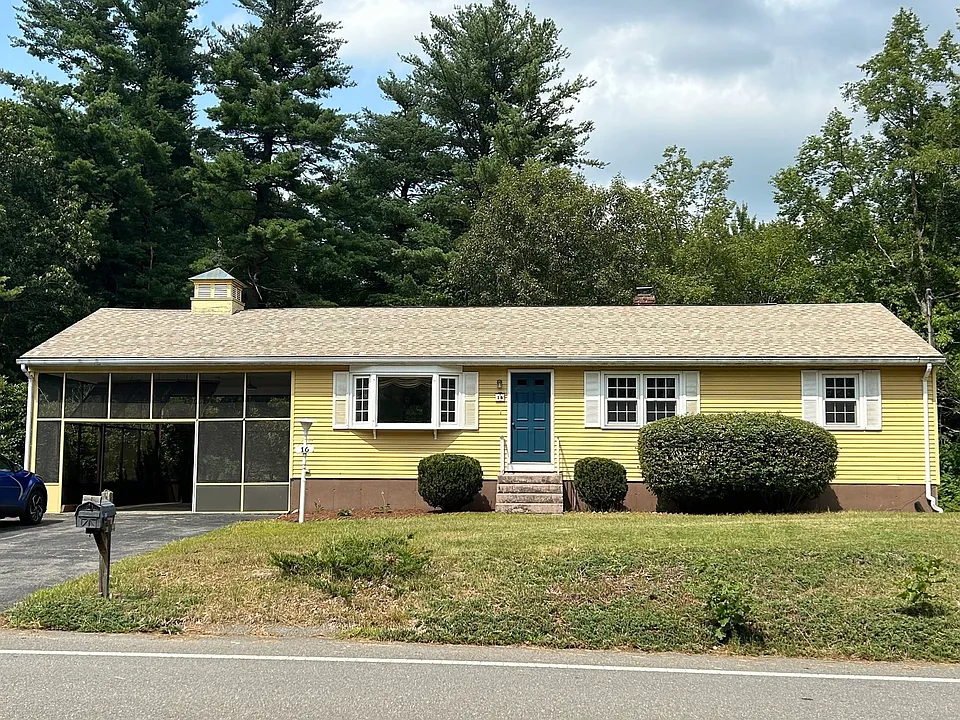16 Pennacook Dr
