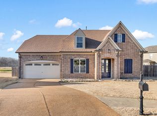 40 Aspen Wood Cv, Oakland, TN 38060