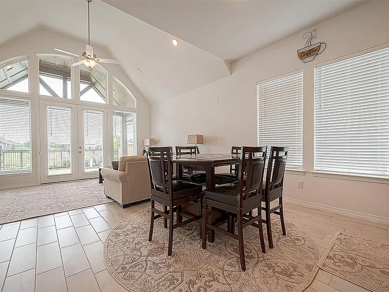 1838 Smithers Landing Dr — Photo 11