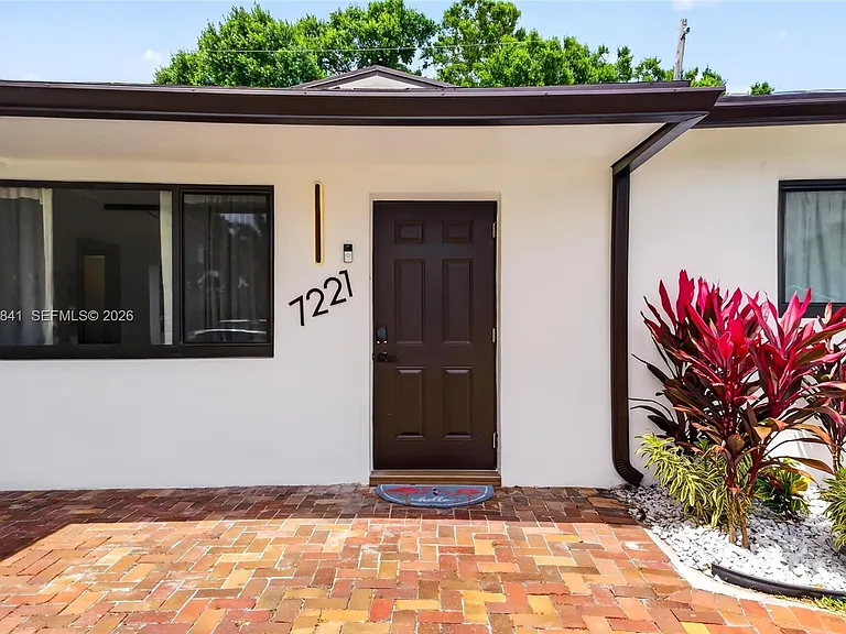 7221 Freedom St — Photo 3
