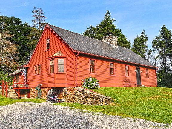 2nd image of 428 Peck Lane