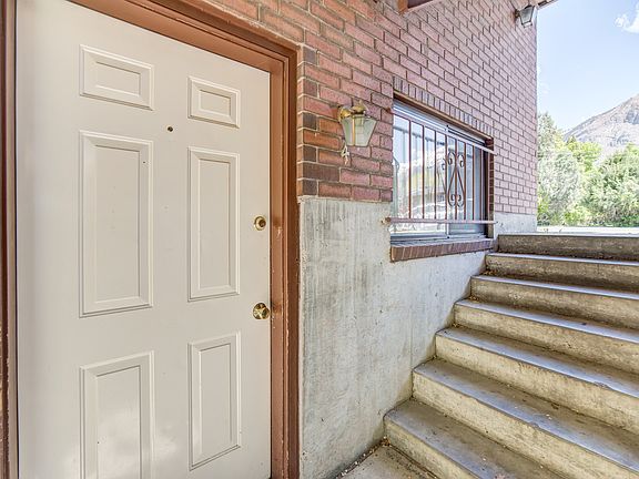 2nd image of 442 N 500 E APT 4