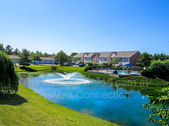 5th image of 3511 Bear Pointe Cir