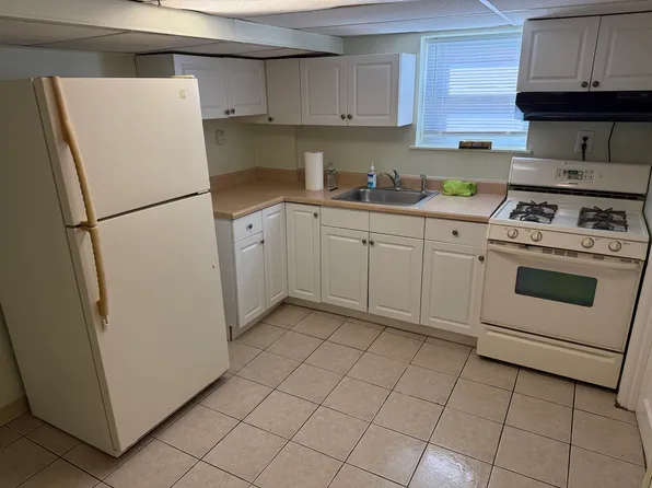 (undisclosed Address), Edison, NJ 08817