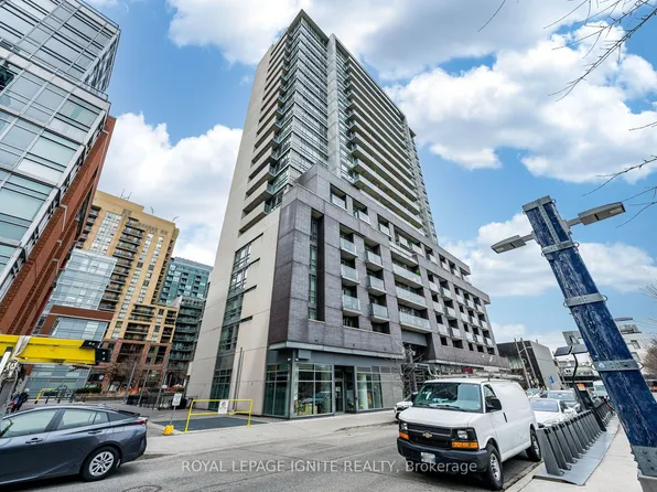 68 Abell St #635, Toronto, ON M6J 0B1