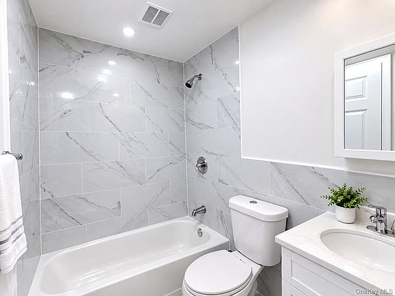5th image of 2105 Seward Avenue