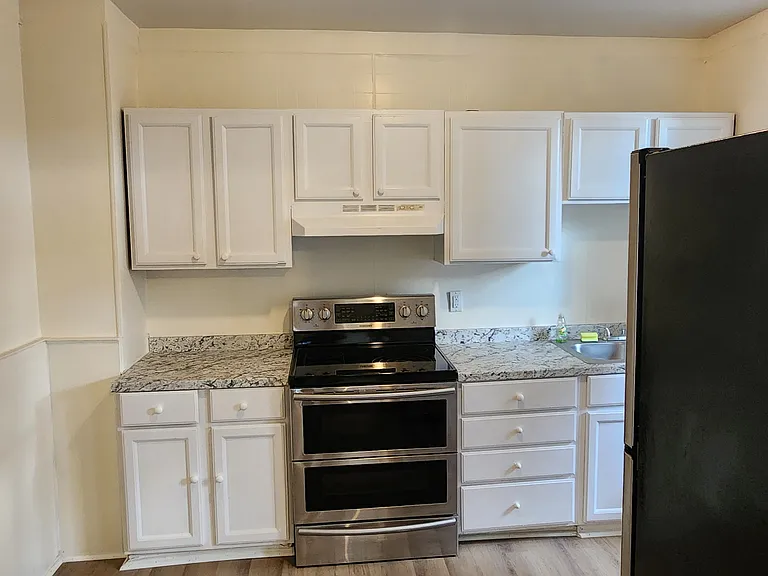 212 Chestnut St — Photo 6