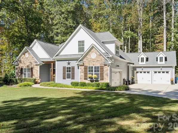 295 Worthington Dr, Mount Ulla, NC 28125