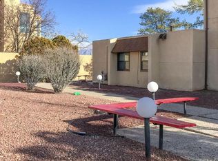602 Lakeview Cir SE APT J, Rio Rancho, NM 87124