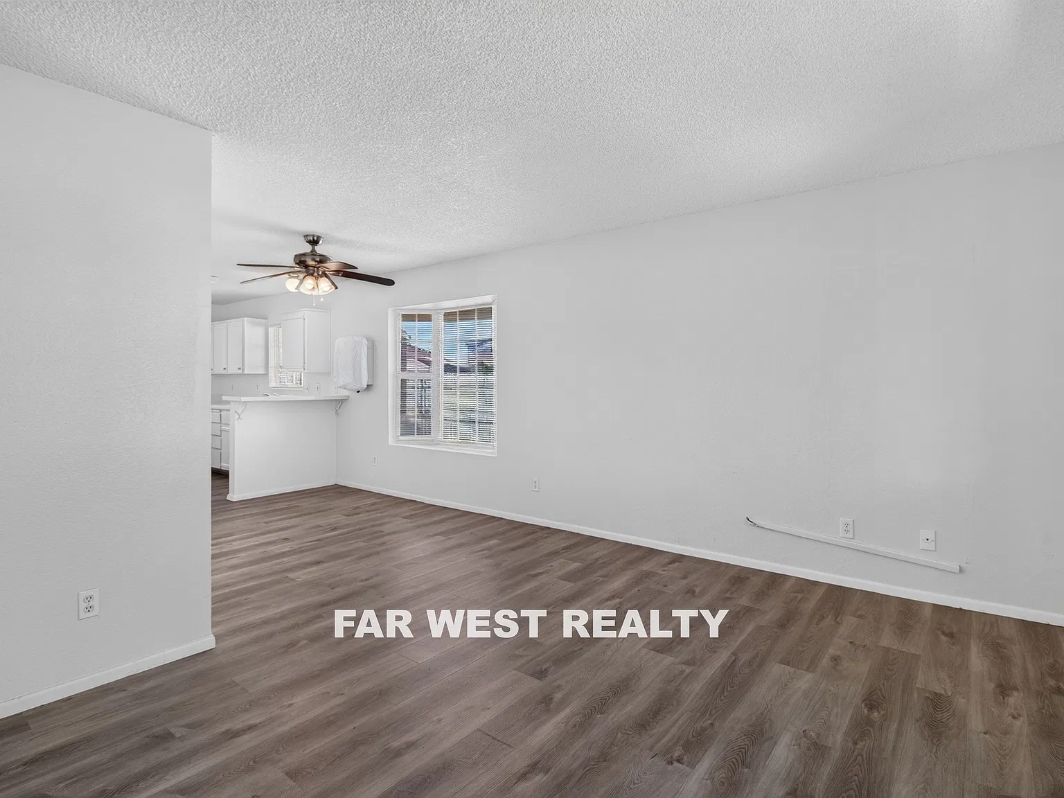 2 bed, 1.5 bath, 838 sqft, $1,450 — Photo 3