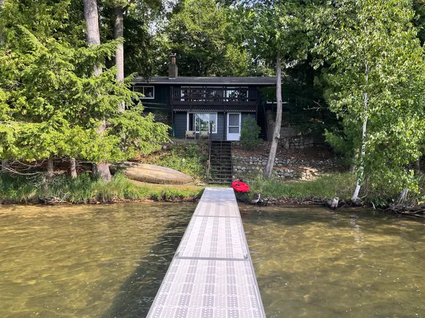 4515 Greilick Rd, Traverse City, MI 49696