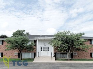 1444 State St APT 2, Ottawa, IL 61350