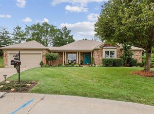 5653 Nantasket Ct, Saint Louis, MO 63128