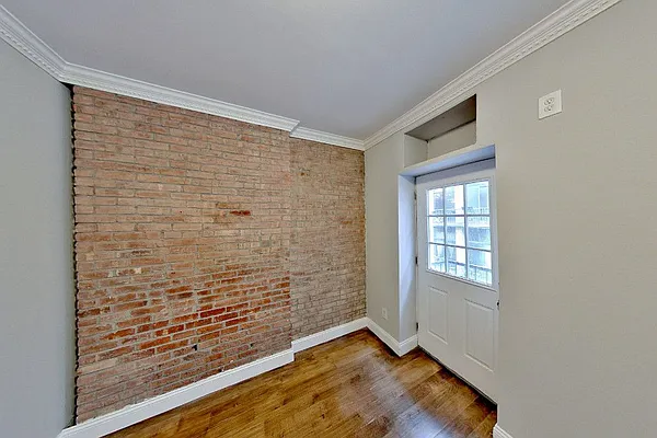 Rented by Centennial Properties NY | media 3