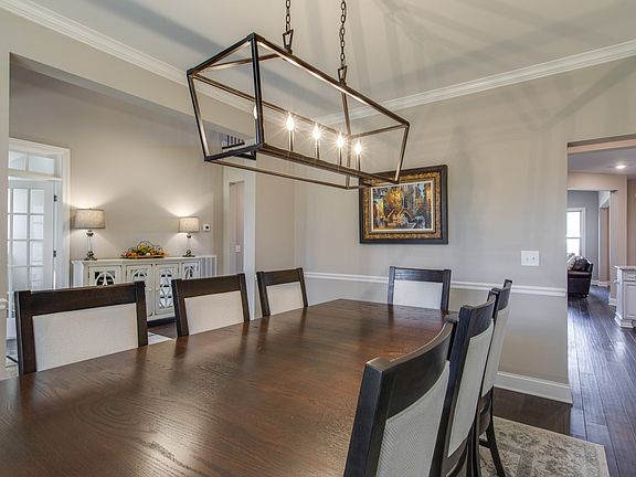 5th image of 107 Whiteside Ct